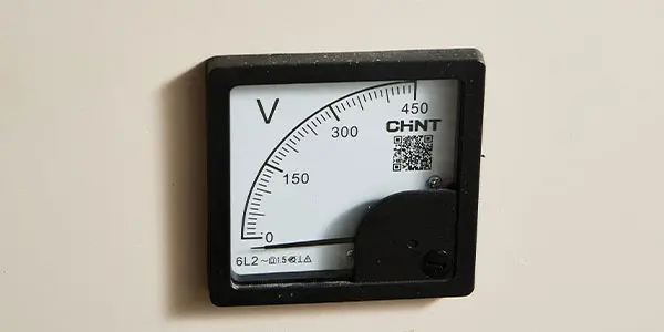 Voltage display